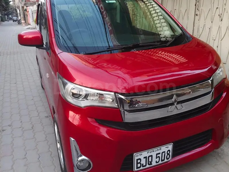 Mitsubishi Ek Wagon 2018