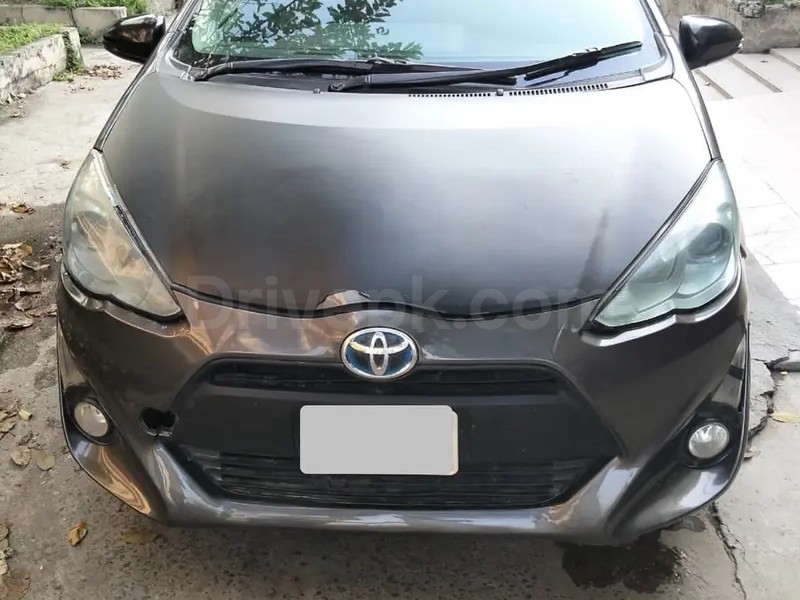 Toyota Aqua 2015