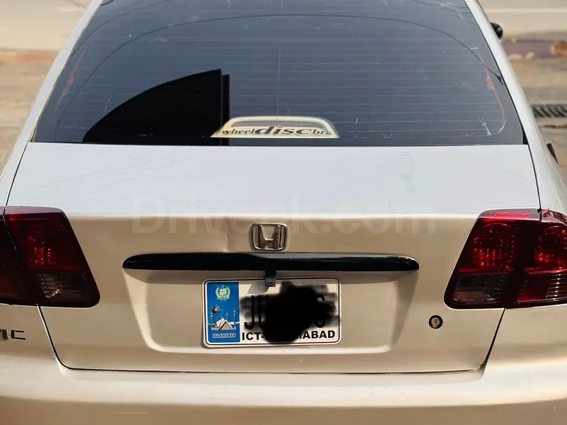Honda Civic EXi 2005