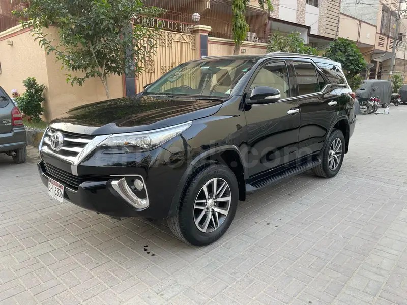 Toyota Fortuner V 2017