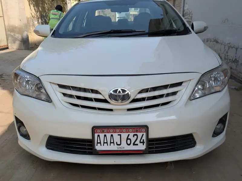 Toyota Corolla Altis 2013