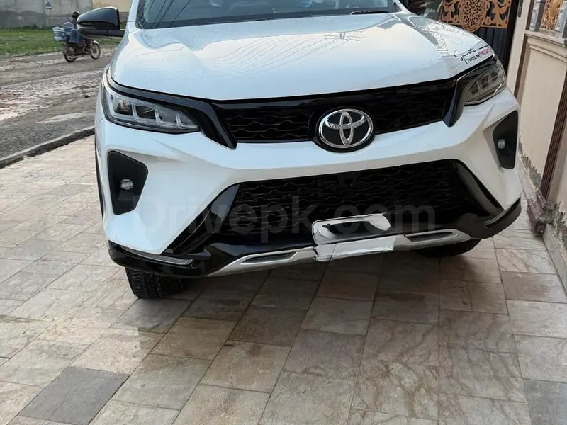 Toyota Fortuner V 2018
