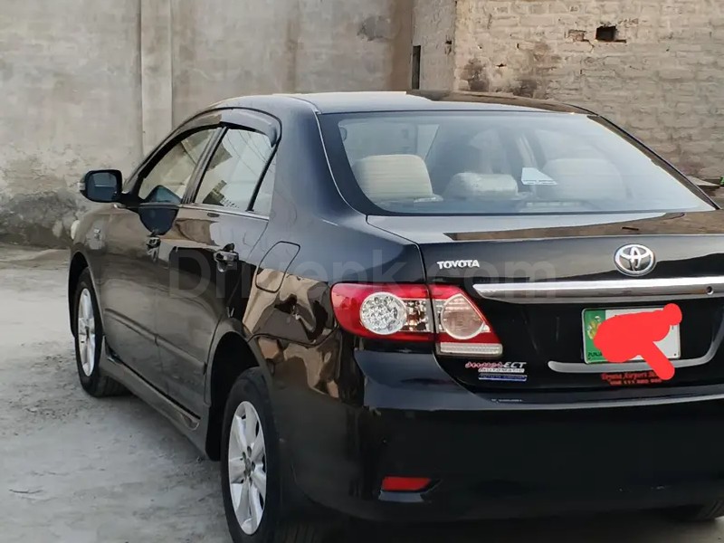 Toyota Corolla GLI 2011