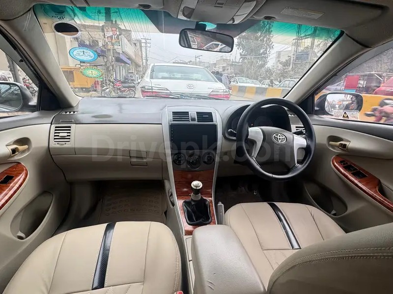 Toyota Corolla Altis 2010