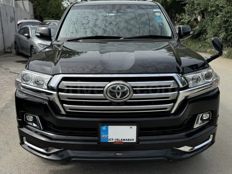 Toyota Land Cruiser 2015