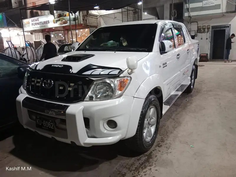 Toyota Hilux 2011