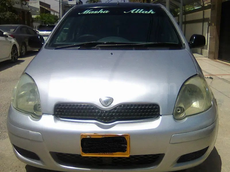 Toyota Vitz 2002