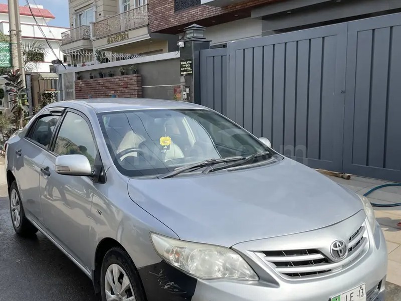 Toyota Corolla GLI 2013