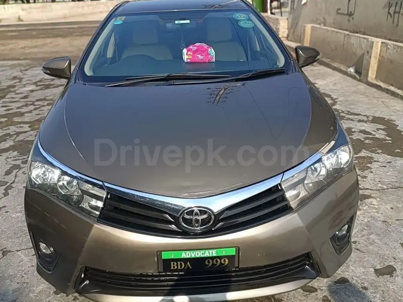 Toyota Corolla Altis 2015