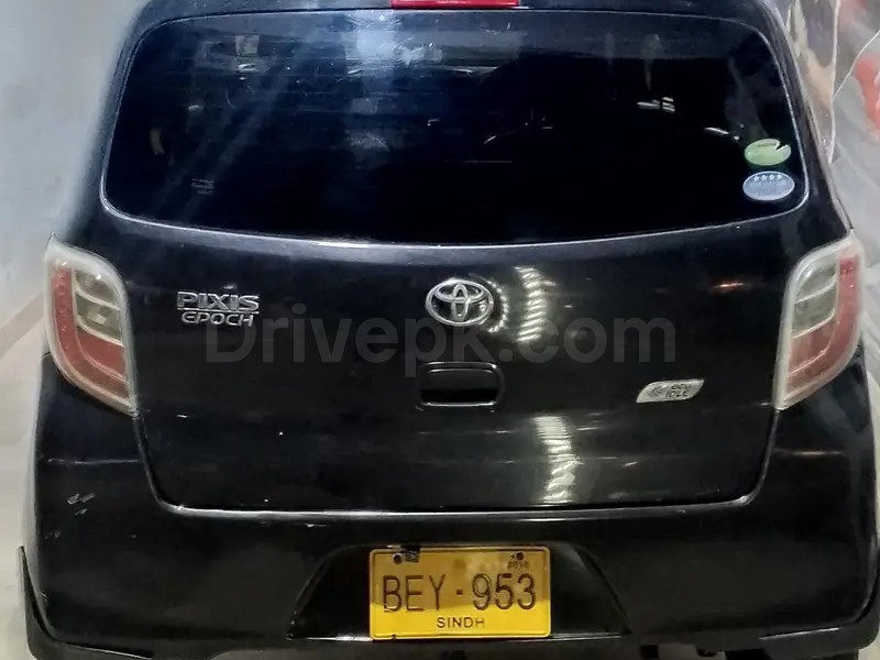 Toyota Pixis Epoch 2012