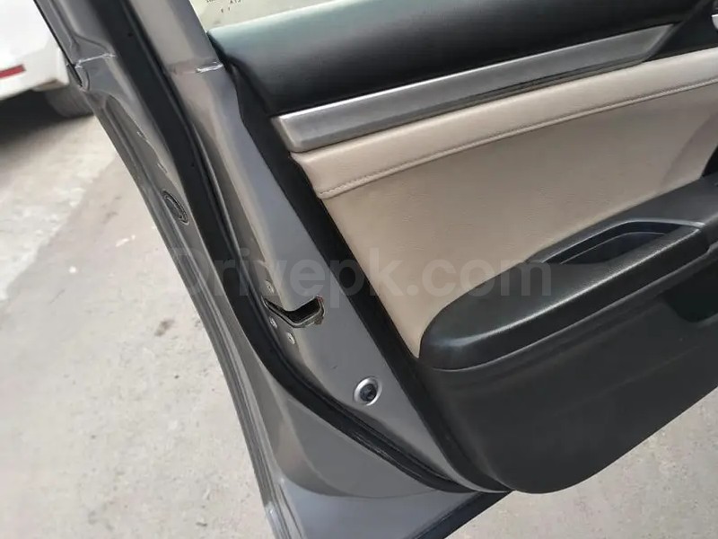 Honda Civic Oriel 2019