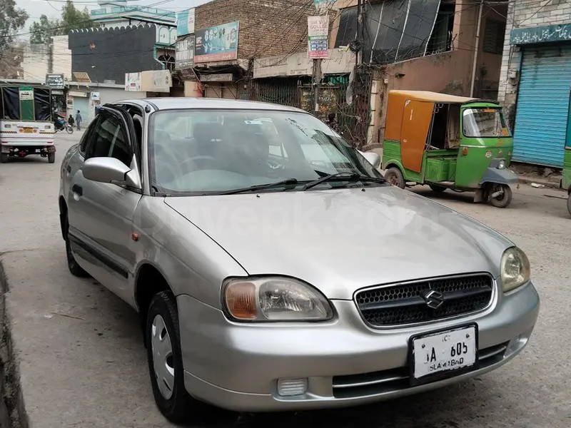 Suzuki Baleno 2005