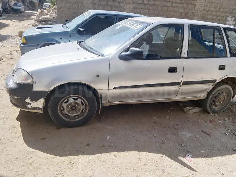 Suzuki Cultus VXR 2001