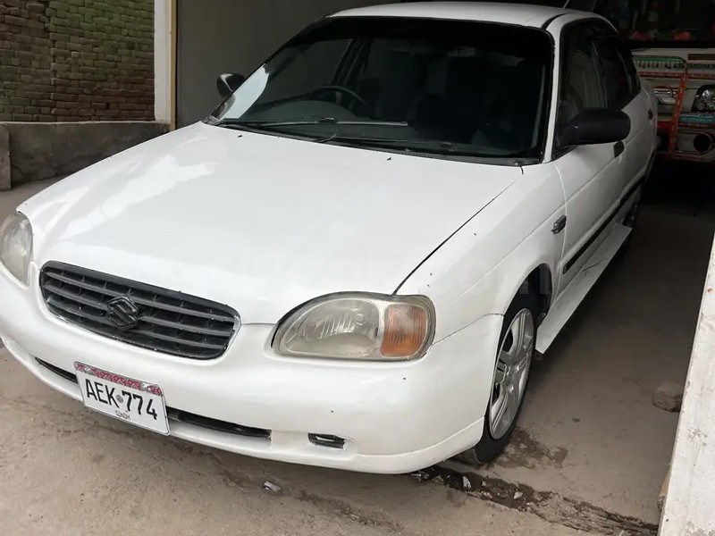 Suzuki Baleno 2003