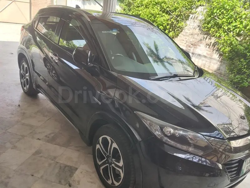 Honda Vezel 2016
