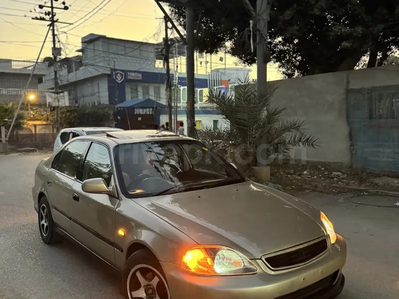 Honda Civic VTi Oriel 2000