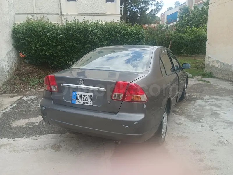 Honda Civic EXi 2004