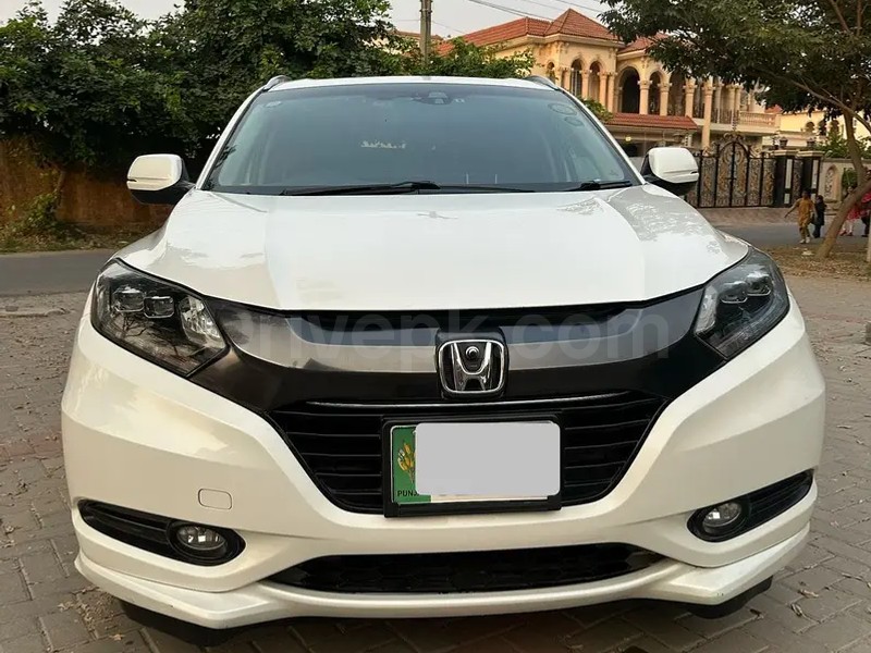 Honda Vezel 2015