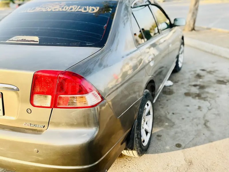 Honda Civic EXi 2005