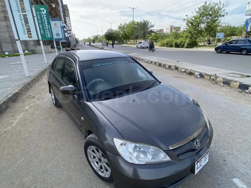 Honda Civic EXi 2005