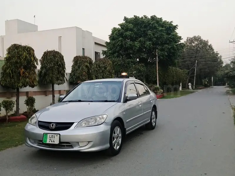 Honda Civic Prosmetic 2004