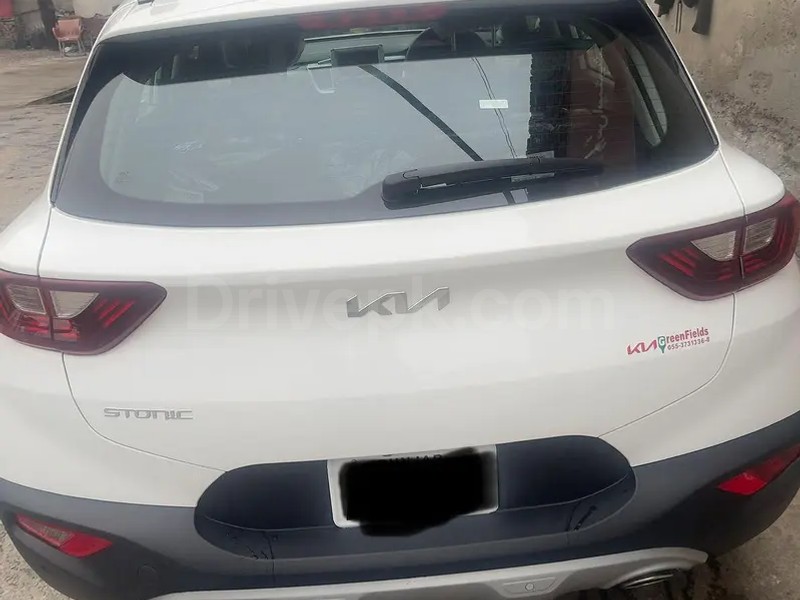 KIA STONIC 2025