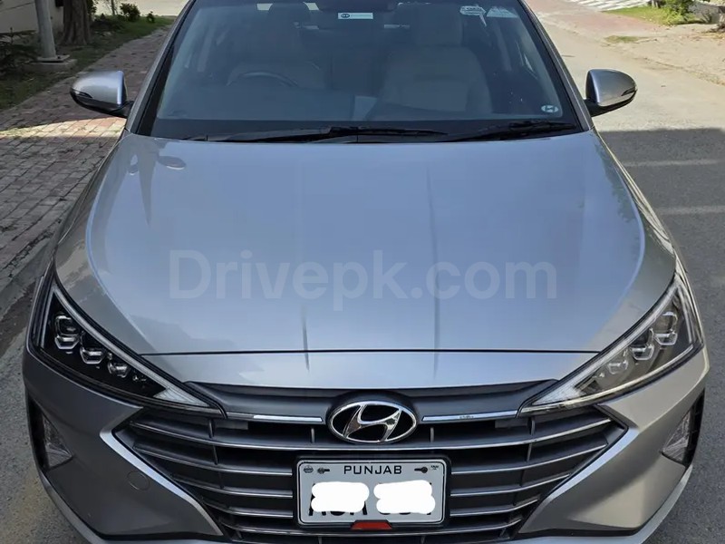 Hyundai Elantra 2024