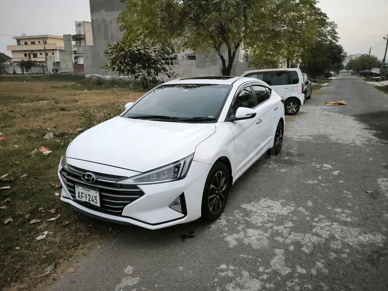 Hyundai Elantra 2021