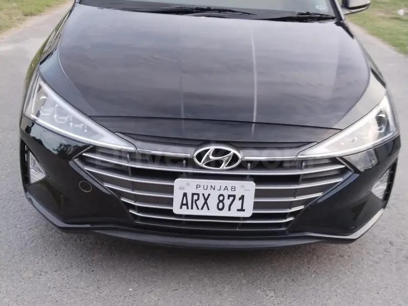 Hyundai Elantra 2024