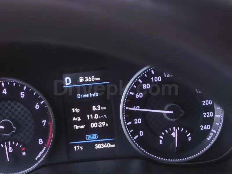 Hyundai Elantra 2022