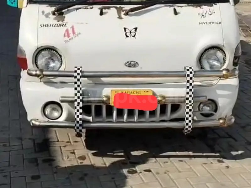 Hyundai Shehzore 2000