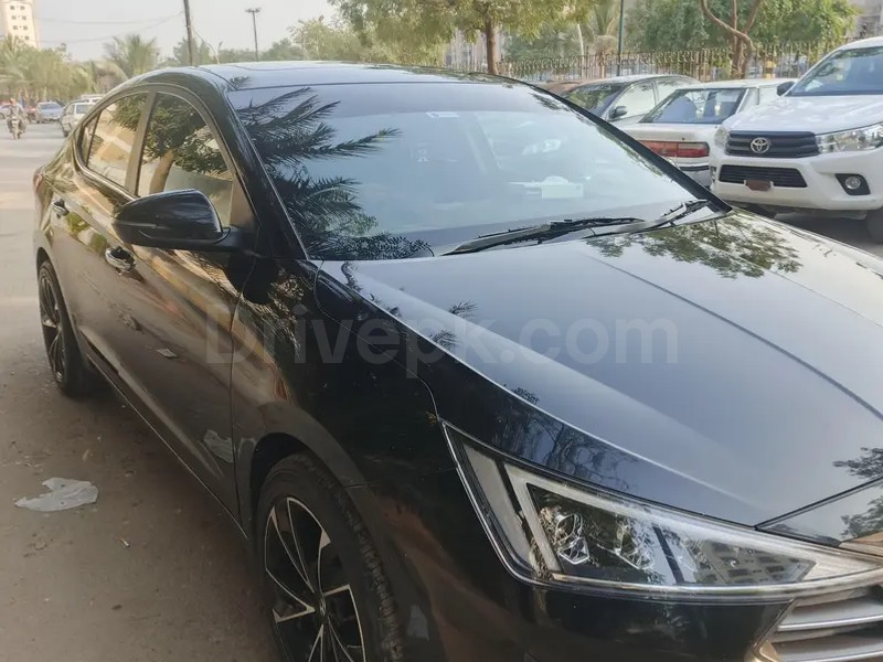 Hyundai Elantra 2021