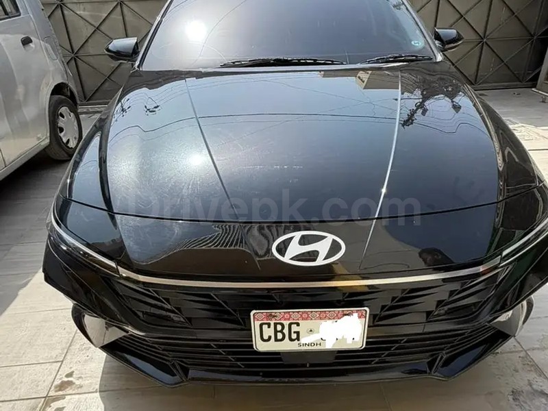 Hyundai Elantra 2024