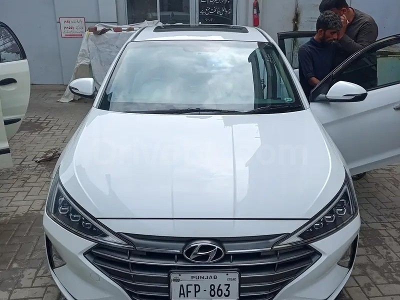 Hyundai Elantra 2021