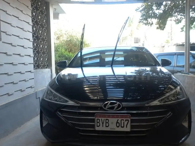 Hyundai Elantra 2022