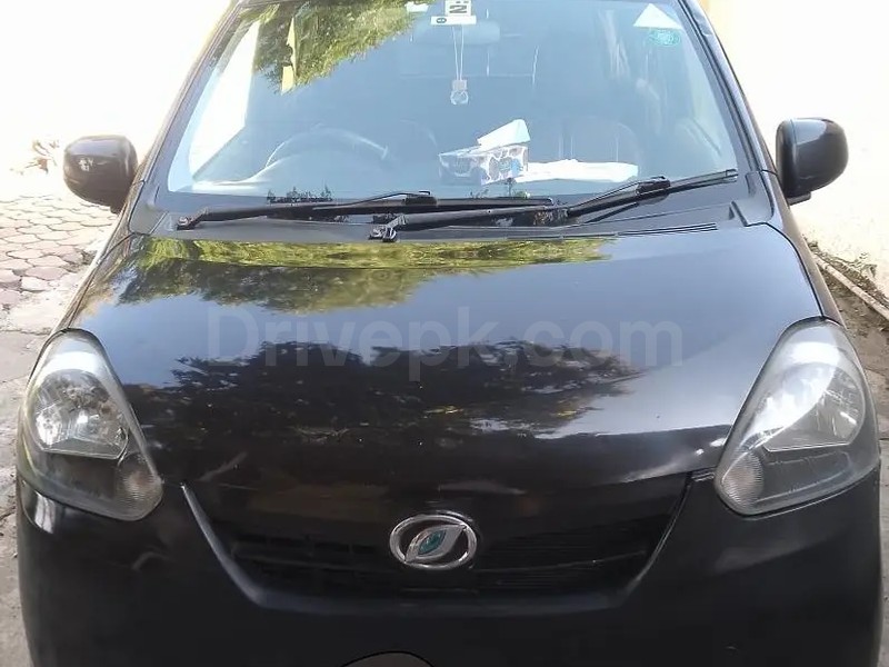 Daihatsu Mira 2012