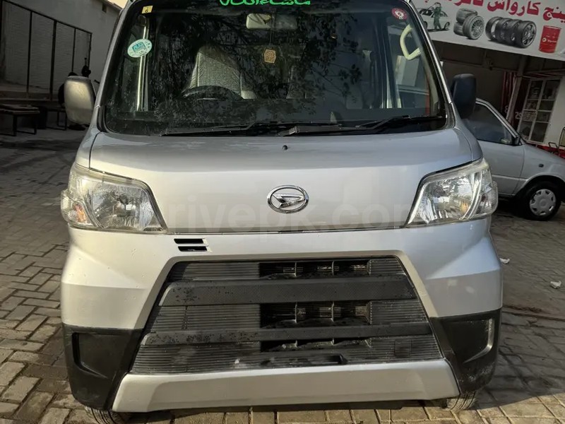 Daihatsu Hijet 2019