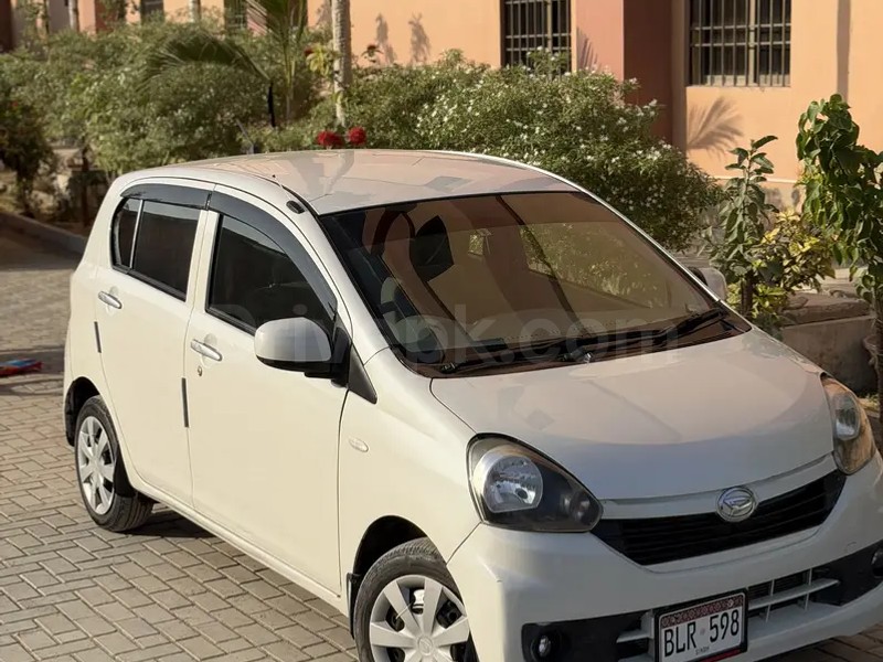 Daihatsu Charade 2016