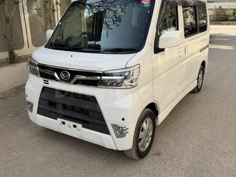 Daihatsu Atrai Wagon 2020