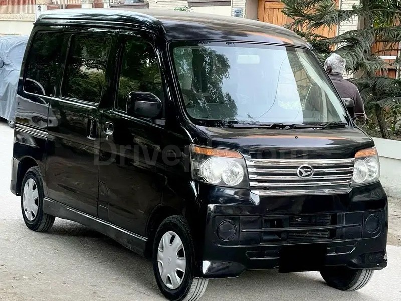 Daihatsu Atrai Wagon 2016