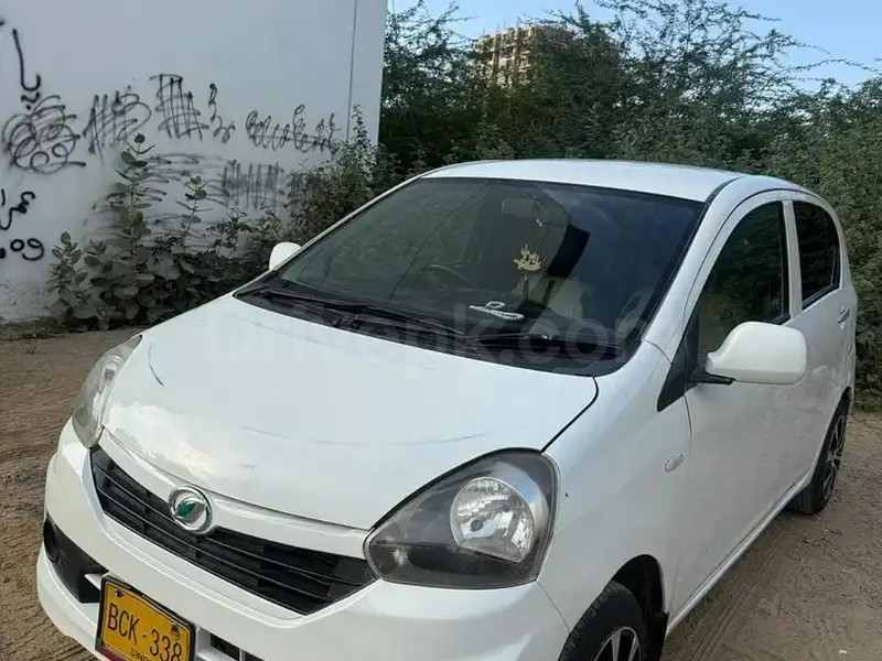 Daihatsu Mira 2014