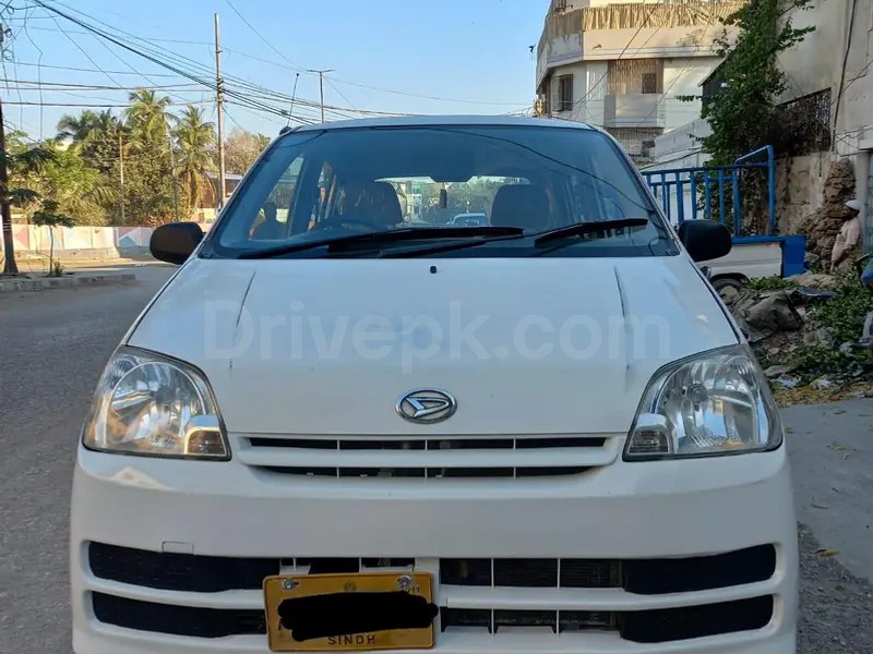 Daihatsu Mira 2006
