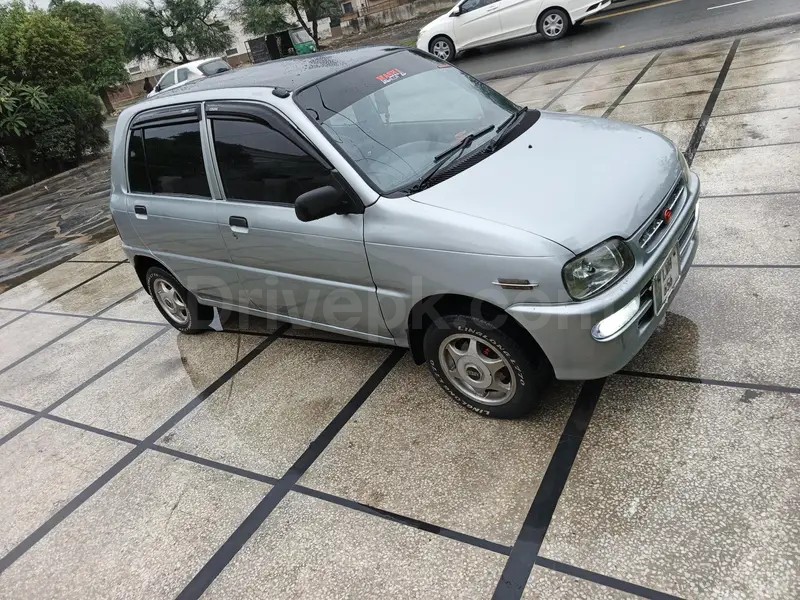 Daihatsu Cuore 2006