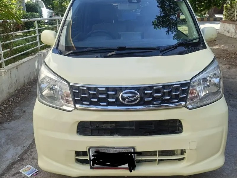 Daihatsu Move 2015