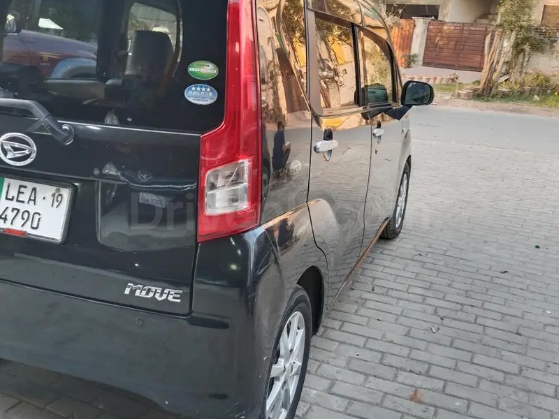 Daihatsu Move 2015