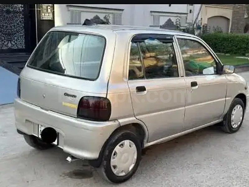 Daihatsu Cuore 2004