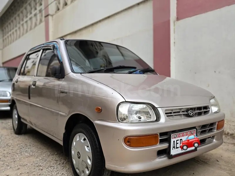 Daihatsu Cuore 2002