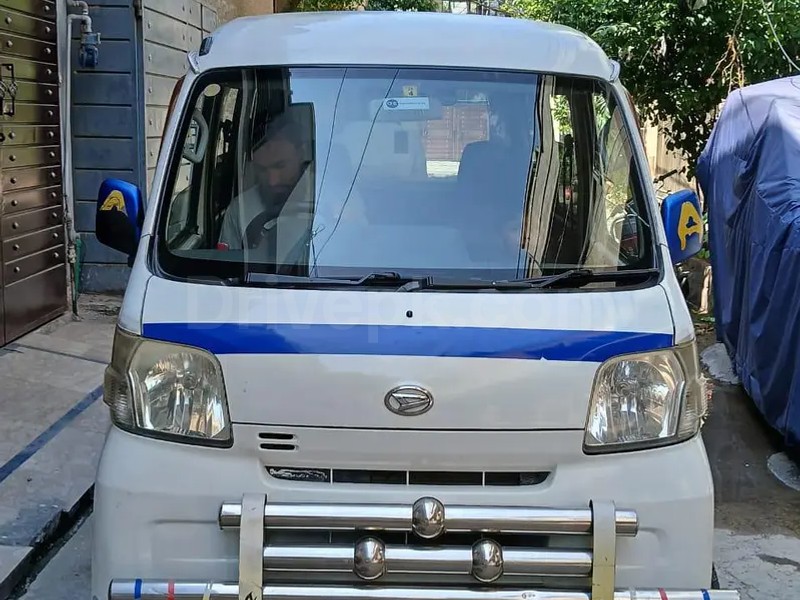 Daihatsu Hijet 2015