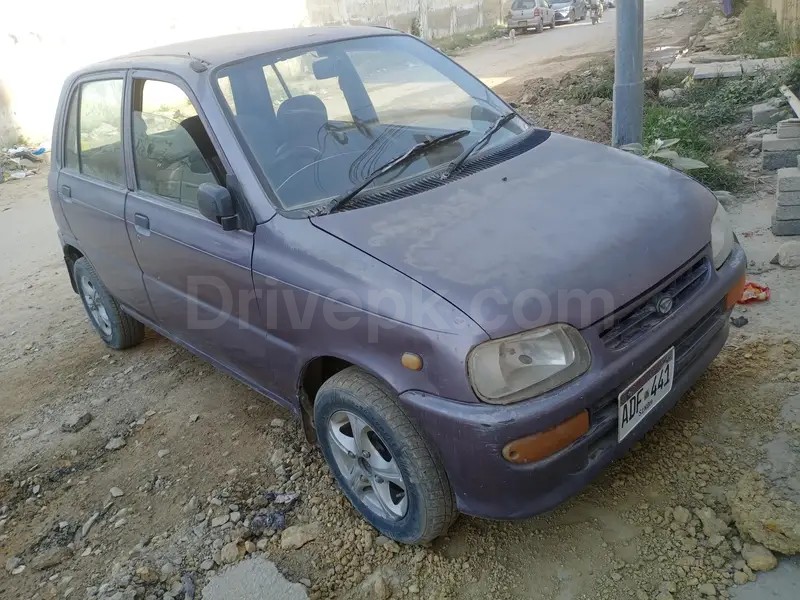Daihatsu Cuore 2001