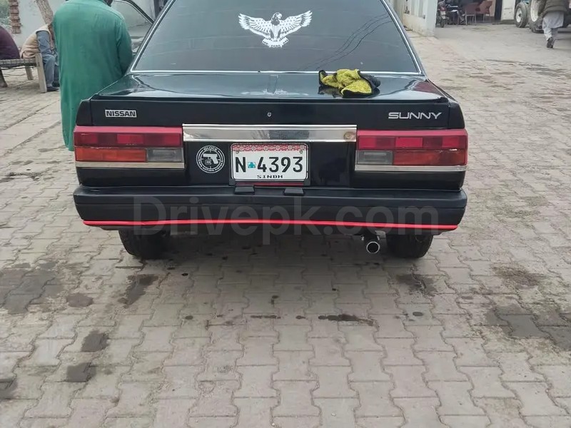 Nissan Sunny 1987
